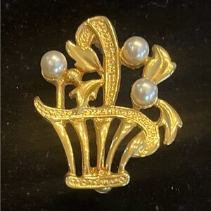 Vintage Gold Tone and Faux Pearls Floral Basket Brooch